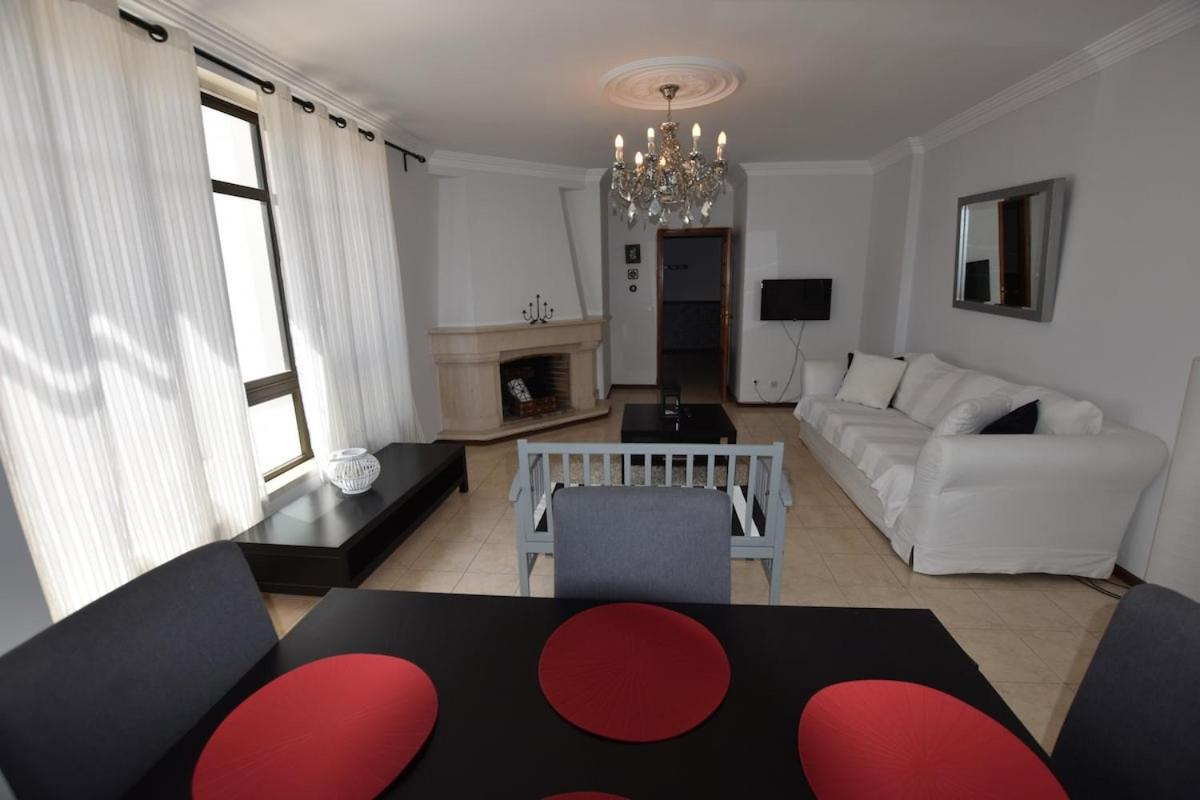 Cascais Excellent 2 Bedroom Apartment In Cascais Center Bagian luar foto